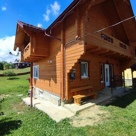 Villa Гостинний Двір Матійчуків Worochta Exterior foto